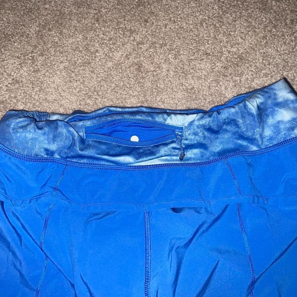 Lululemon discontinued shorts! - Picture 2 of 3